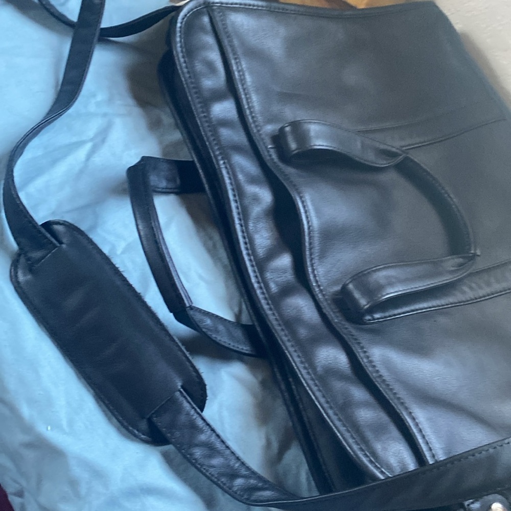 Black Leather Men's Bag - Picture 8 of 10